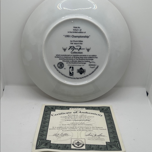 The Bradford Exchange Michael Jordan Collection Plate - Gold, Red, White - Picture 3 of 4